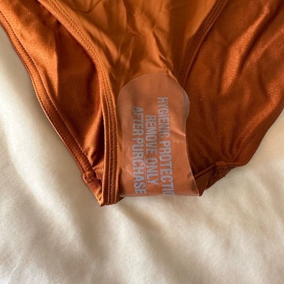 Zimmerman Asymmetrical One piece Swimsuit Size 3 - Picture 10 of 10